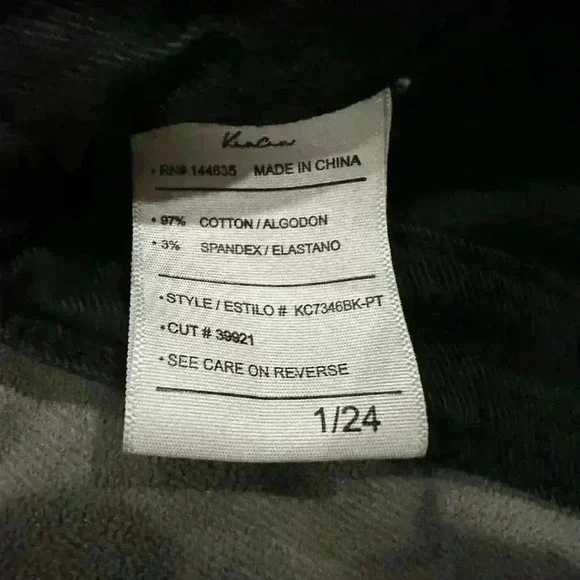 🎉Host Pick times 2 🎉KanCan Petite Black high rise bootcut jeans size 1/24 - Picture 8 of 11